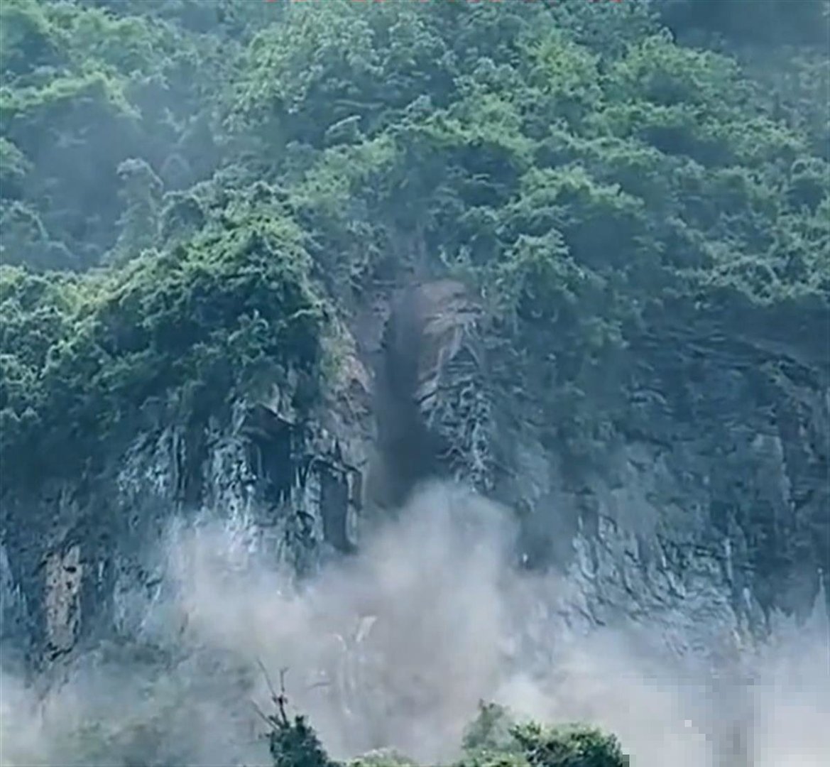 天门山景区东西掉了怎么联系