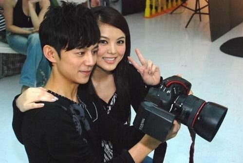 湖南卫视跨年演唱会在哪里举行 A. 深圳 B.广州 C. 北京