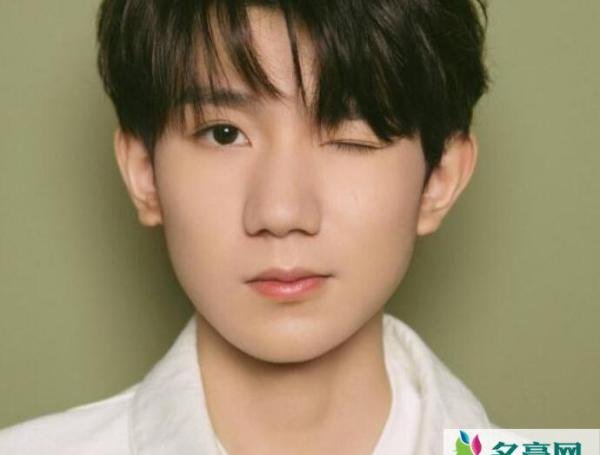 王源否认走后门 王源自曝考名校艰辛险些激动落泪