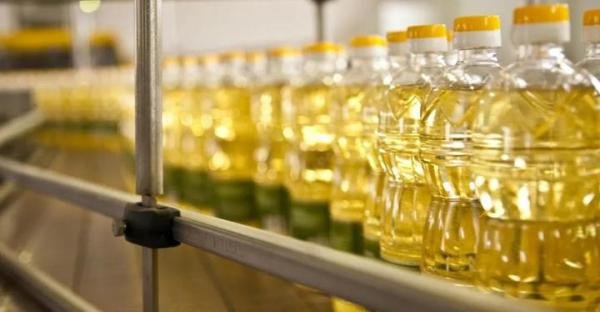 中储粮回应罐车运输油罐混用现状 开展专项大排查