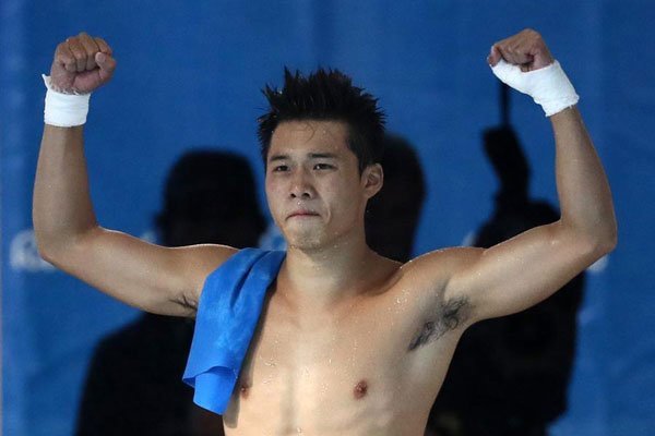 陈艾森跳水时下体为什么会凸起？