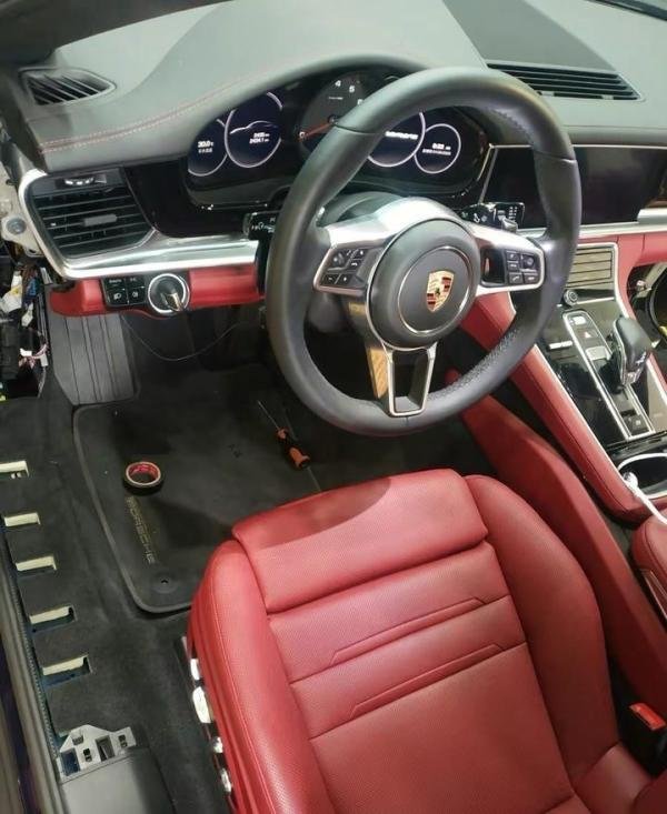 买保时捷只需要12.4w？Panamera遭疯抢