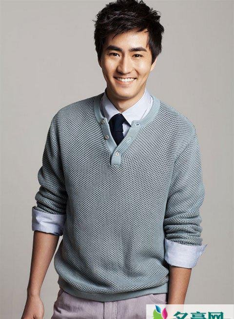 米露杨玏恋情疑曝光 杨玏单方面否认恋情