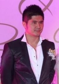 潘阳老公石磊相片