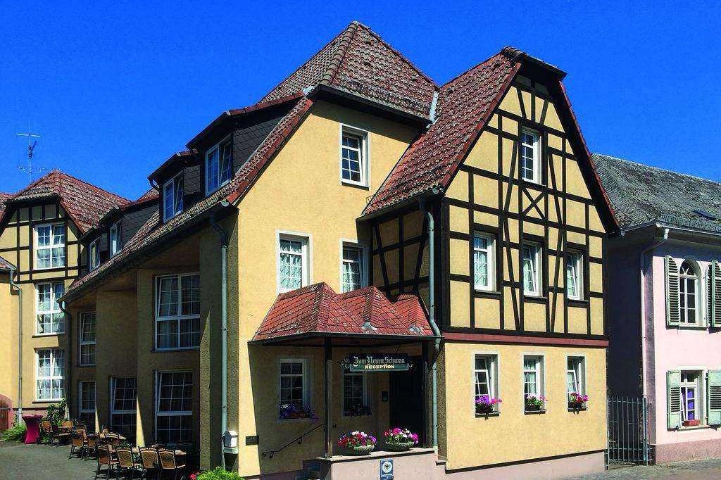 意大利将以7.8元出售房屋，为啥这个房子会卖的这么便宜？