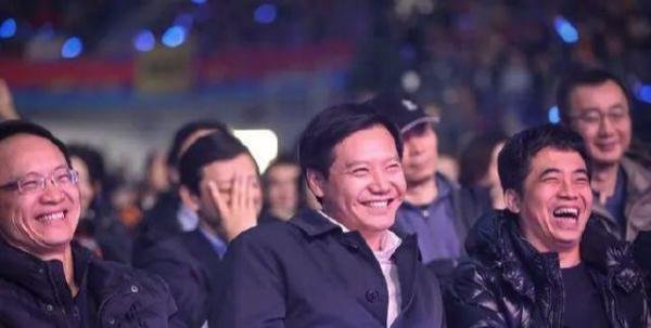 雷军回应参加《歌手》：不要开玩笑了