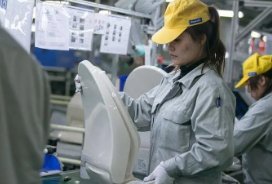 外国人在日本大量扫货回国倒卖，你如何看待这个现象？