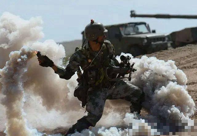 战斗大师怎么调有限火力模式