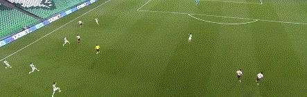 保级无望！武磊门前1米空门不进，西班牙人被打回原形