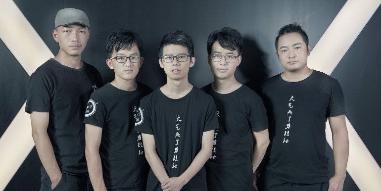 歌词怎么会爱上了他并决定跟他回家