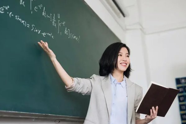 年轻老师的滋味5讲的啥