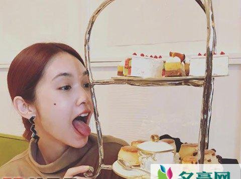 杨丞琳英航丢行李三天没衣服换 男友李荣浩发声力挺