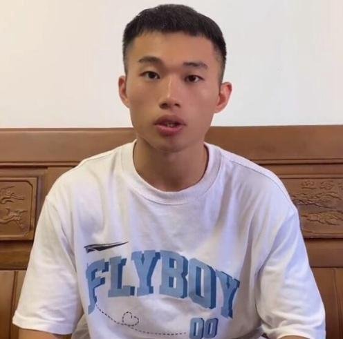 “洋葱哥”董康潮欲复出?网友:互联网是有记忆的