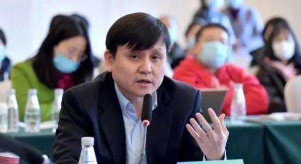 钟南山、张文宏敲响双重警钟！