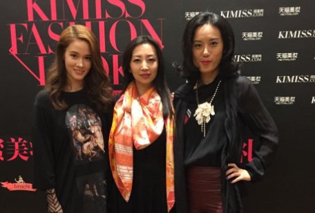 她连走路都要付费用，片酬高到让人惊叹，吴京坦言说用不起，她是谁呢？