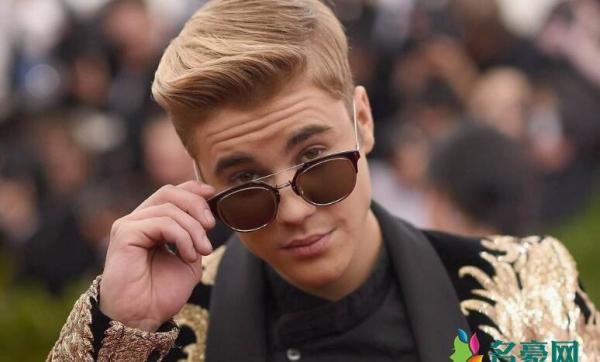 比伯考虑升级当爸 比伯已经和妻子讨论生育计划了