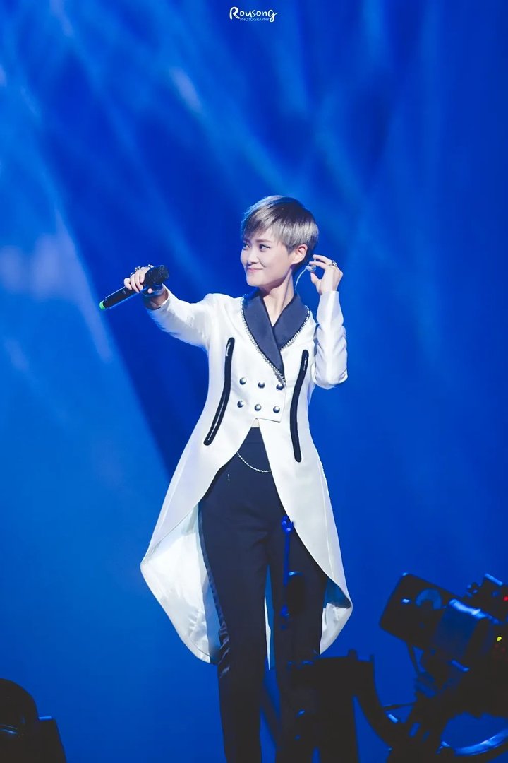 哪位大佬有 李宇春演唱会，这种热门演唱会百度网盘资料有人分享吗