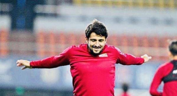 广州恒大一线队30人大名单正式公布：高拉特离队，郑智两重身份，青春风暴没刮起来!