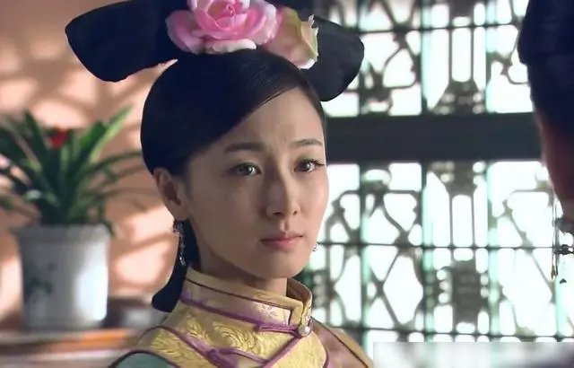 《步步惊心》玉檀被蒸为什么睁着眼?