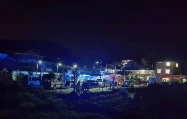 关于东航坠机，五个消息待确认、十个消息已确定