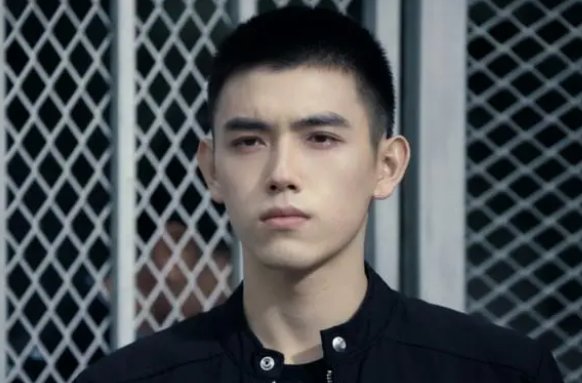 李峋为什会坐牢