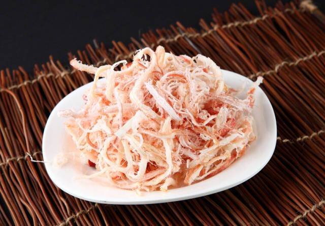 请问鱿鱼丝多少钱一斤？