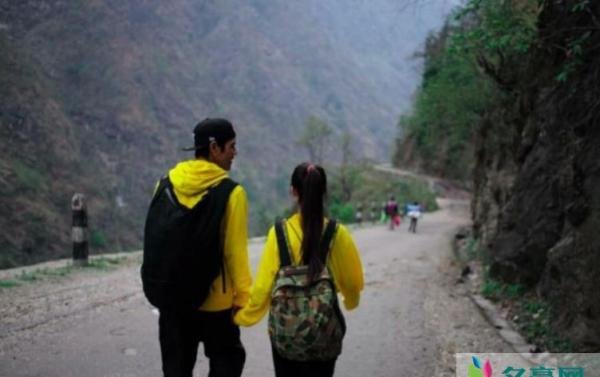 向佐郭碧婷同游尼泊尔 两人再次高调秀恩爱
