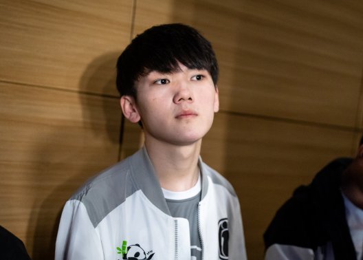 adc确定年龄已满十八