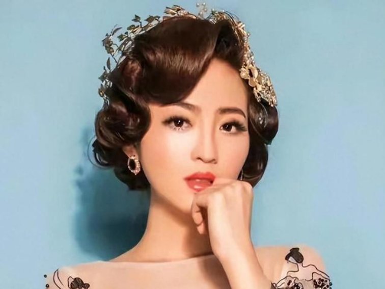 歌舞团白珊珊简历