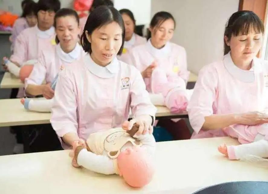 政府免费培训育婴师是真的吗？