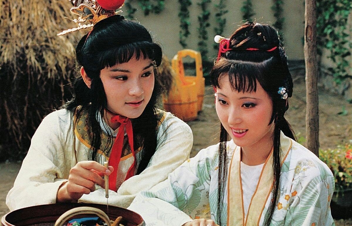 薛宝钗进入了黛玉身体描写