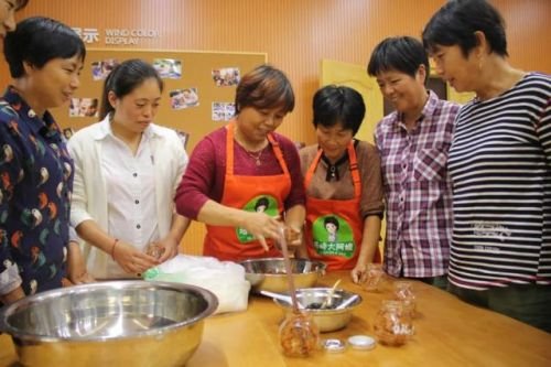 北仑手工活拿回家做(北仑手工活拿到家里来做的活)