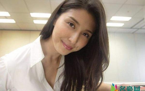 日女星桥本爱实怀孕 丈夫是一名医生比她小一岁