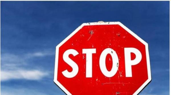 近日，义乌突发疫情！顺丰、申通、圆通、极兔等快递停摆，这些跨境卖家损失惨重