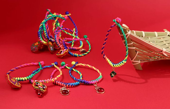 大人带五彩绳的禁忌