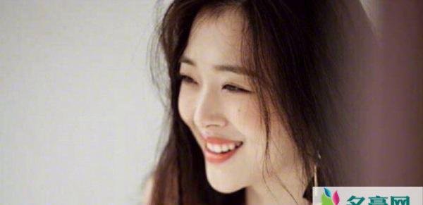 崔雪莉为什么精神大变 被质疑精神不正常后患上抑郁症太可怜