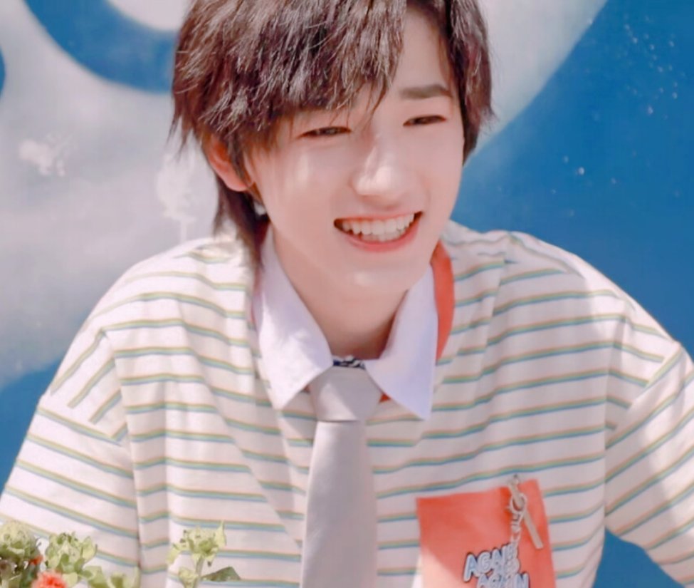 宋亚轩方否认录制《中餐厅5》，他最近有何行程？