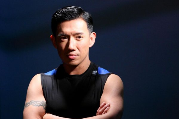 “装x遭雷劈的玩意”，田震当初的这句话为何能引发数万网友点赞？