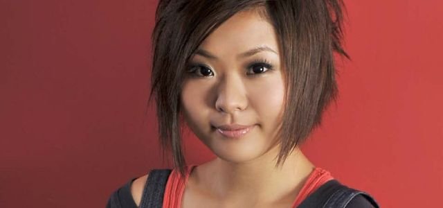 《挥动翅膀的女孩》(英文版)的歌词