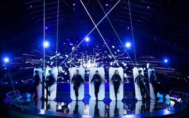 《乘风破浪的姐姐》终于迎来了总决赛，为何宁静团最后的表演却翻了车？