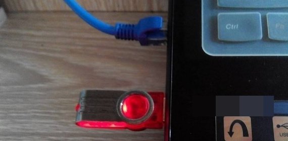 怎么将U盘的FAT32转换成ntfs