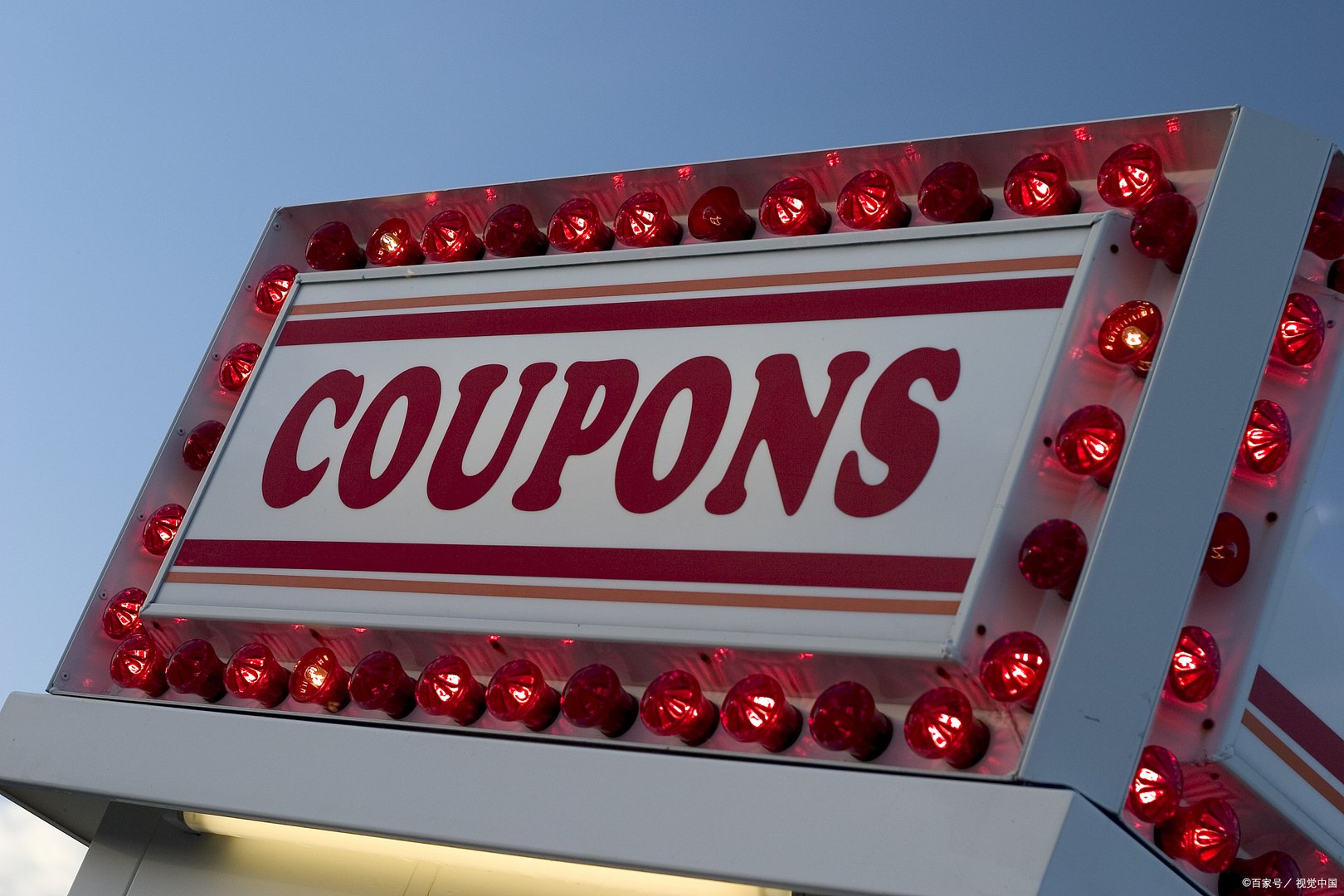 除了悬挂横幅派发宣传单和优惠券，美甲店开业促销的活动还有哪些?