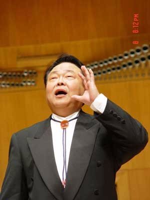 有一个美丽的传说歌曲原唱是谁？