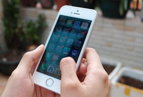 新iPhone在中国创下历史最高纪录，这其中的原因是什么？