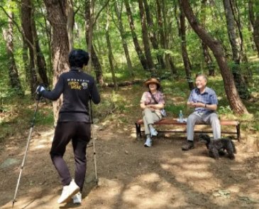 据韩媒报道：文在寅散步被男子威胁辱骂，事发当时的具体情况是怎样的？