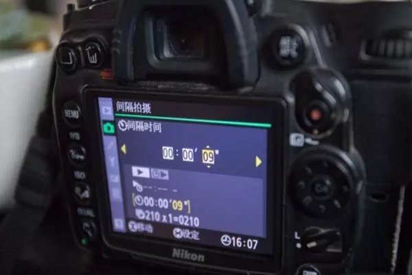 尼康d300s怎么使用？