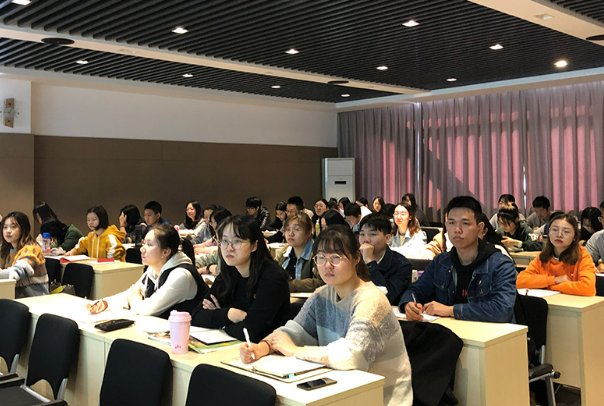 北大青鸟培训学费多少