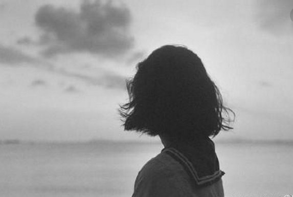 女人如果真正爱一个人会有什么样的表现？还会出轨吗？