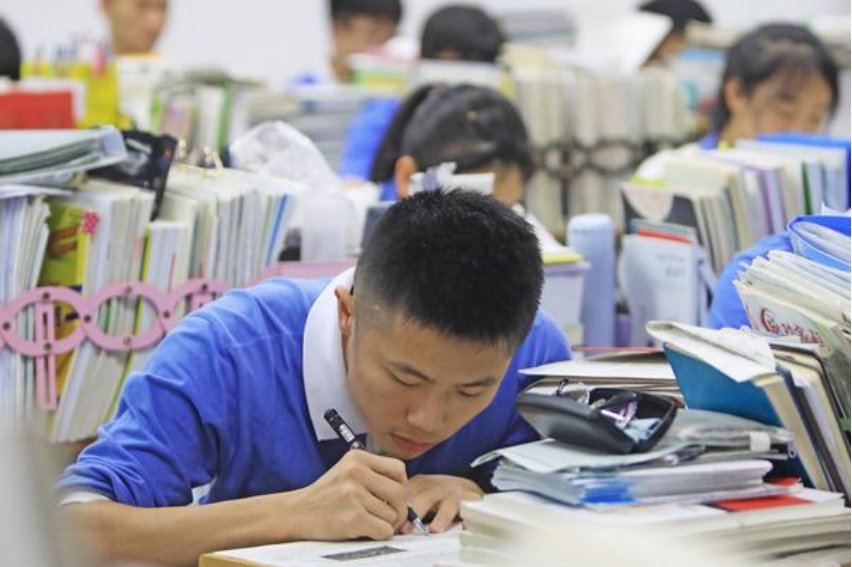 河南近十年高考分数线