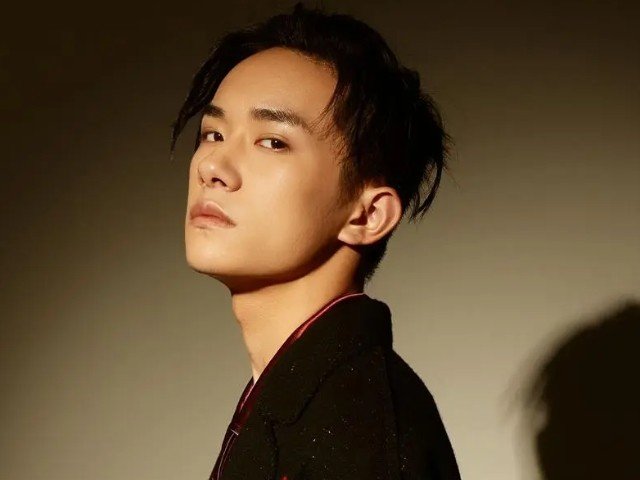 易烊千玺高考考了多少分